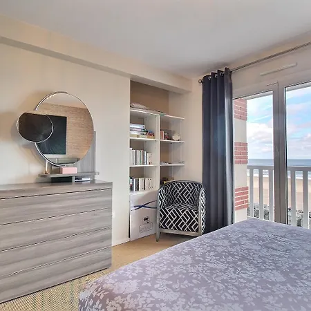 Holiday home La Rosarienne *