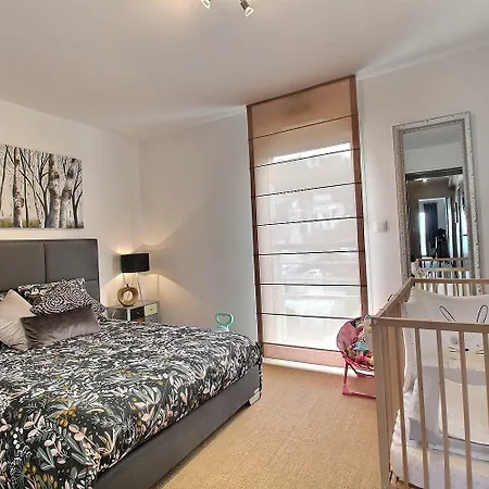 Holiday home La Rosarienne *